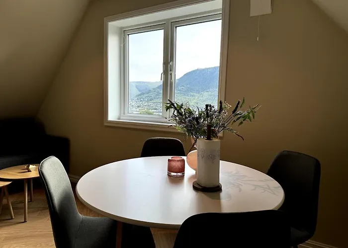 Apartamento Cozy Penthouse Retreat With Amazing Views *